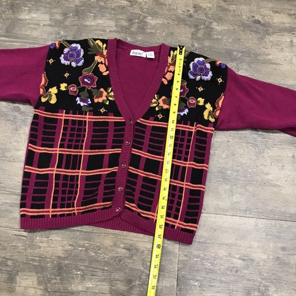 Vintage That's Me! Floral V‎ Neck Cardigan Women Size Medium Button Front - Picture 7 of 9